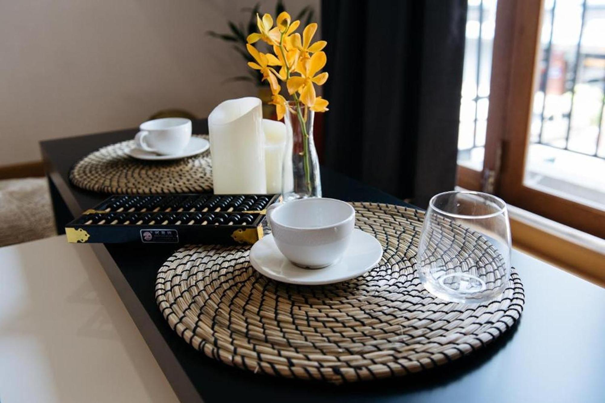 Wander Wonder 八ww Bed & Breakfast Банкок Екстериор снимка